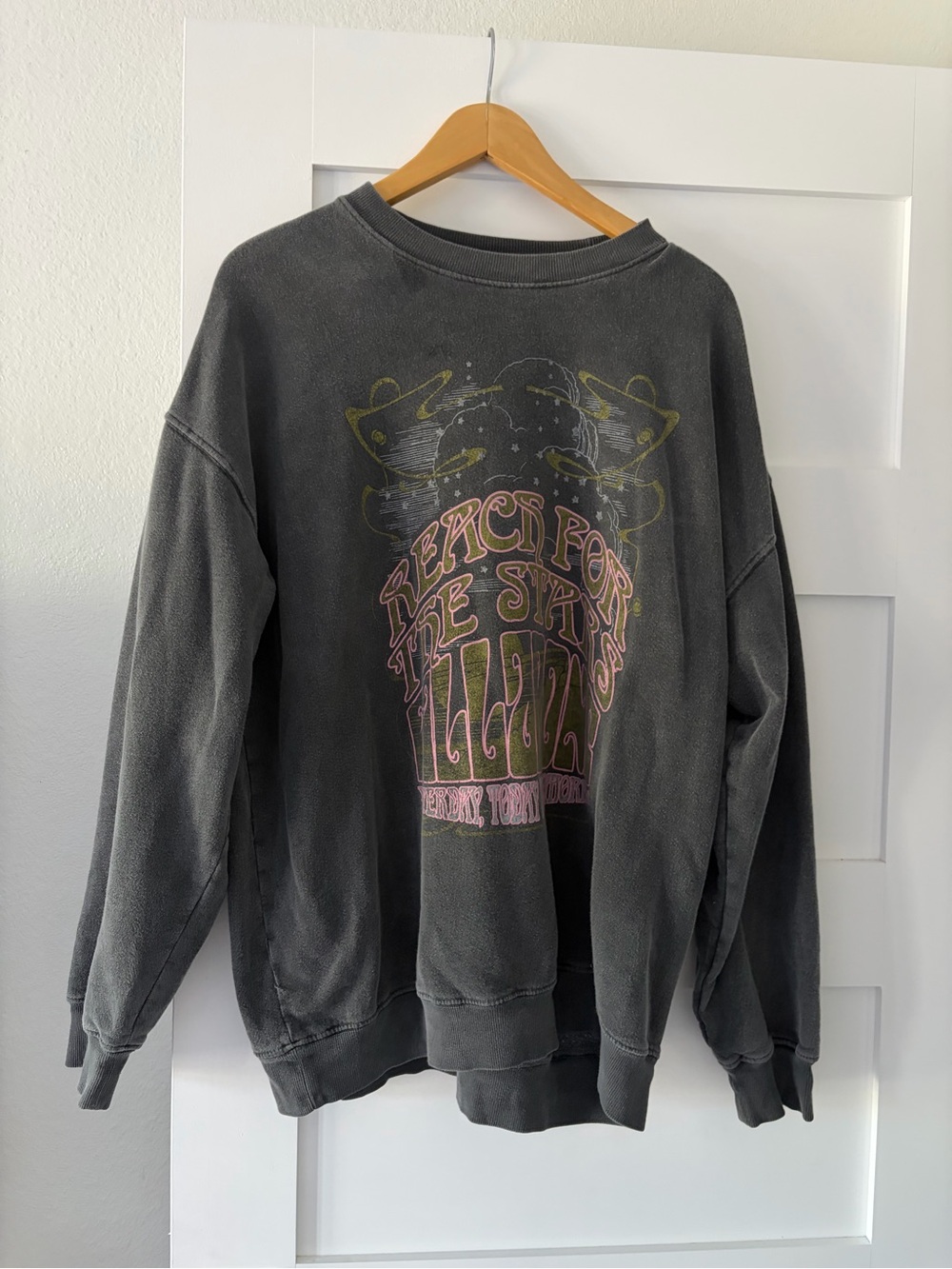 Billabong Charcoal Crewneck Sweatshirt with Pink & Yellow Graphic